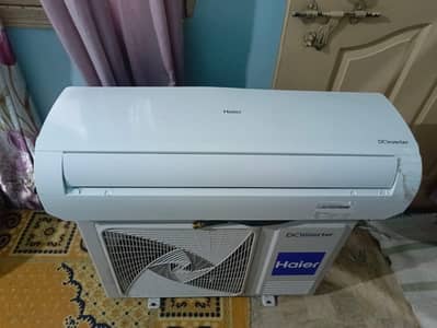 1.5 DC inverter 1 year used