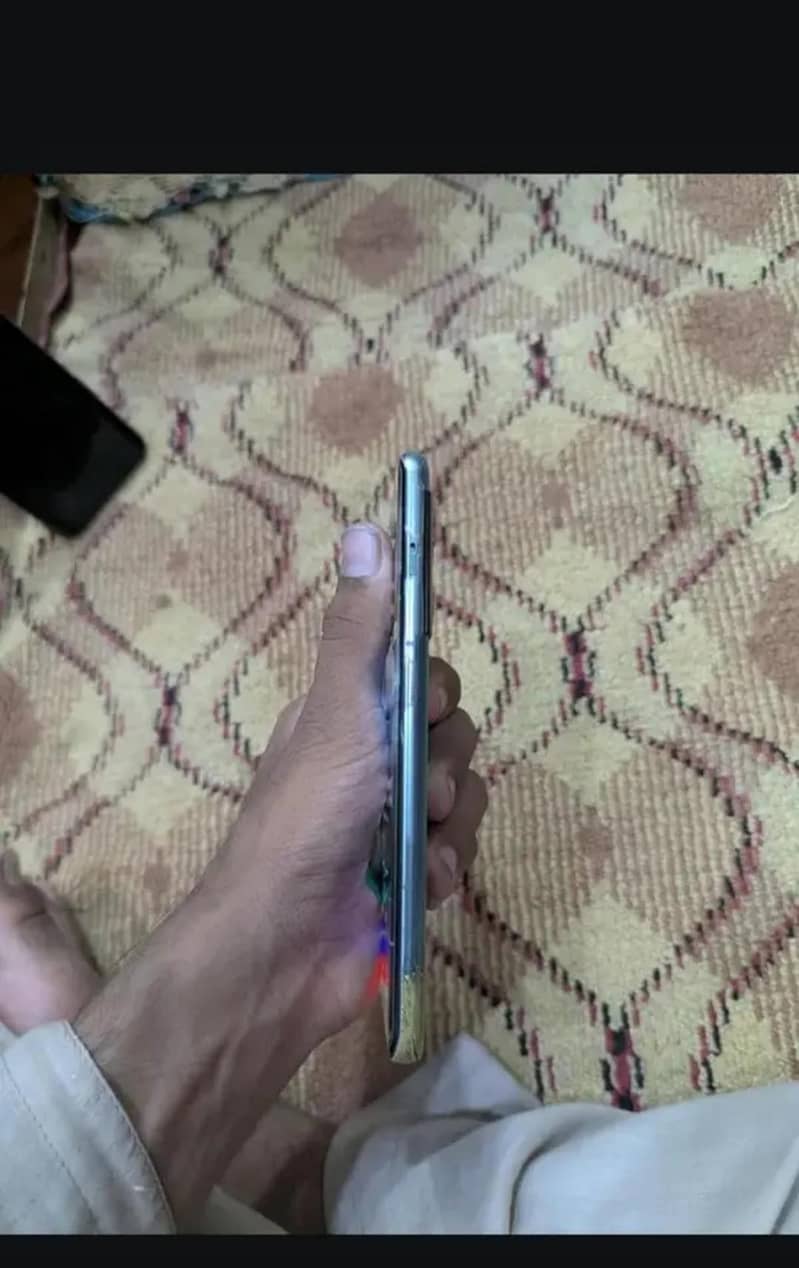 One Plus 10 Pro 4