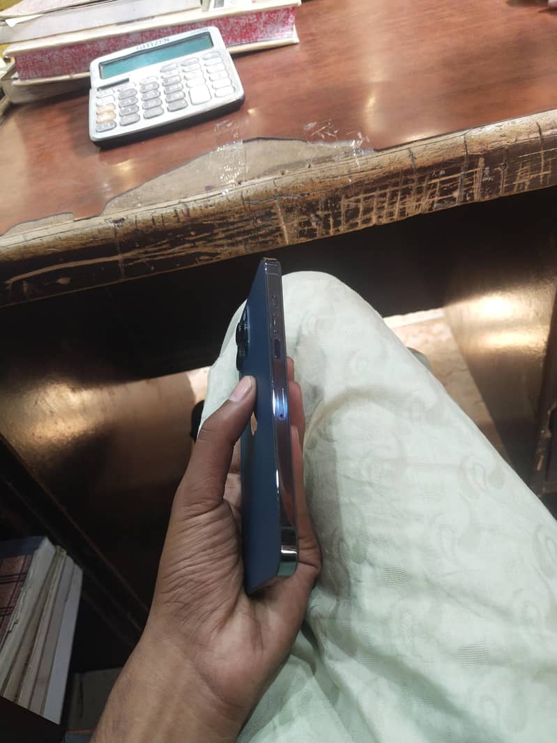 Apple iPhone 12 Pro Max 1
