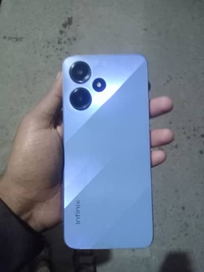 Infinix Hot 30 Play