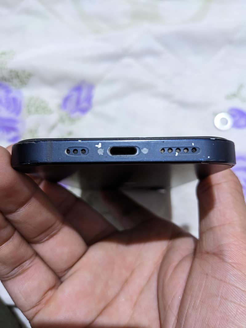 Apple iPhone 12 5