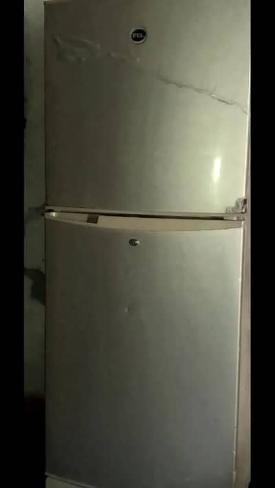 pel fridge urgent sell