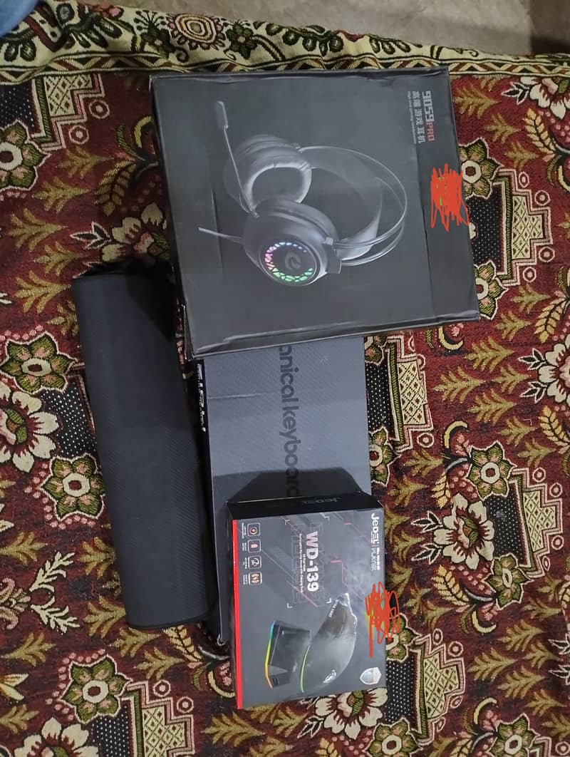 Pc Gaming Accessories 12