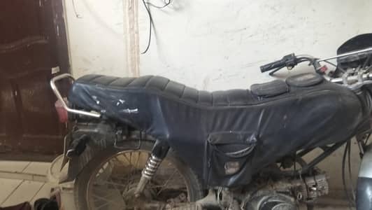 usid bike black colur