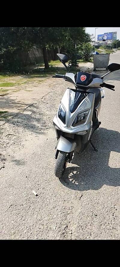 ELECTRIC SCOOTY FOR SALE METRO THRILL PRO