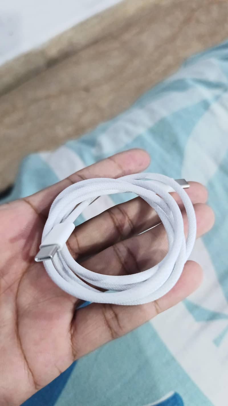 Apple iPhone 17 Pro Max 3