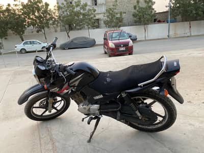 Yamaha YBR G