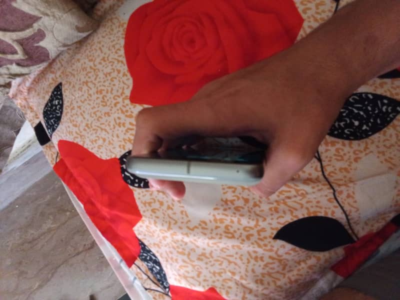 Google Pixel 8 5