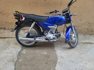 Yamaha janoon  4 stroke 100cc fuel efficient  heavybike