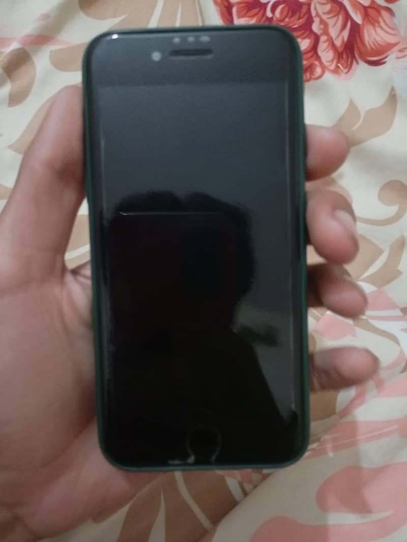 Apple iPhone SE 4