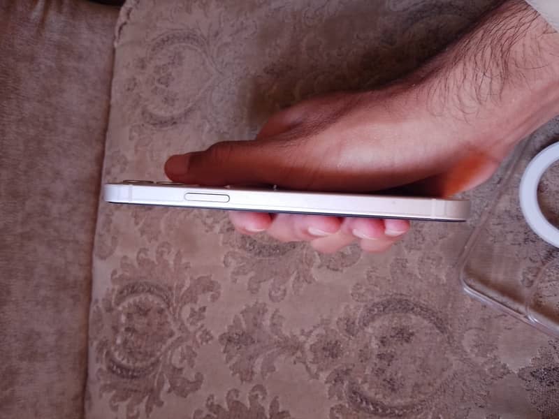Apple iPhone 12 3