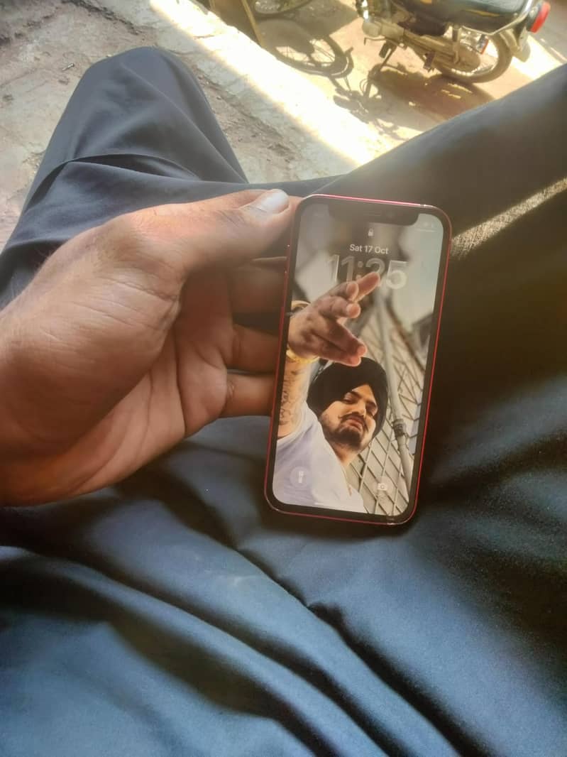 Apple iPhone 12 mini 6