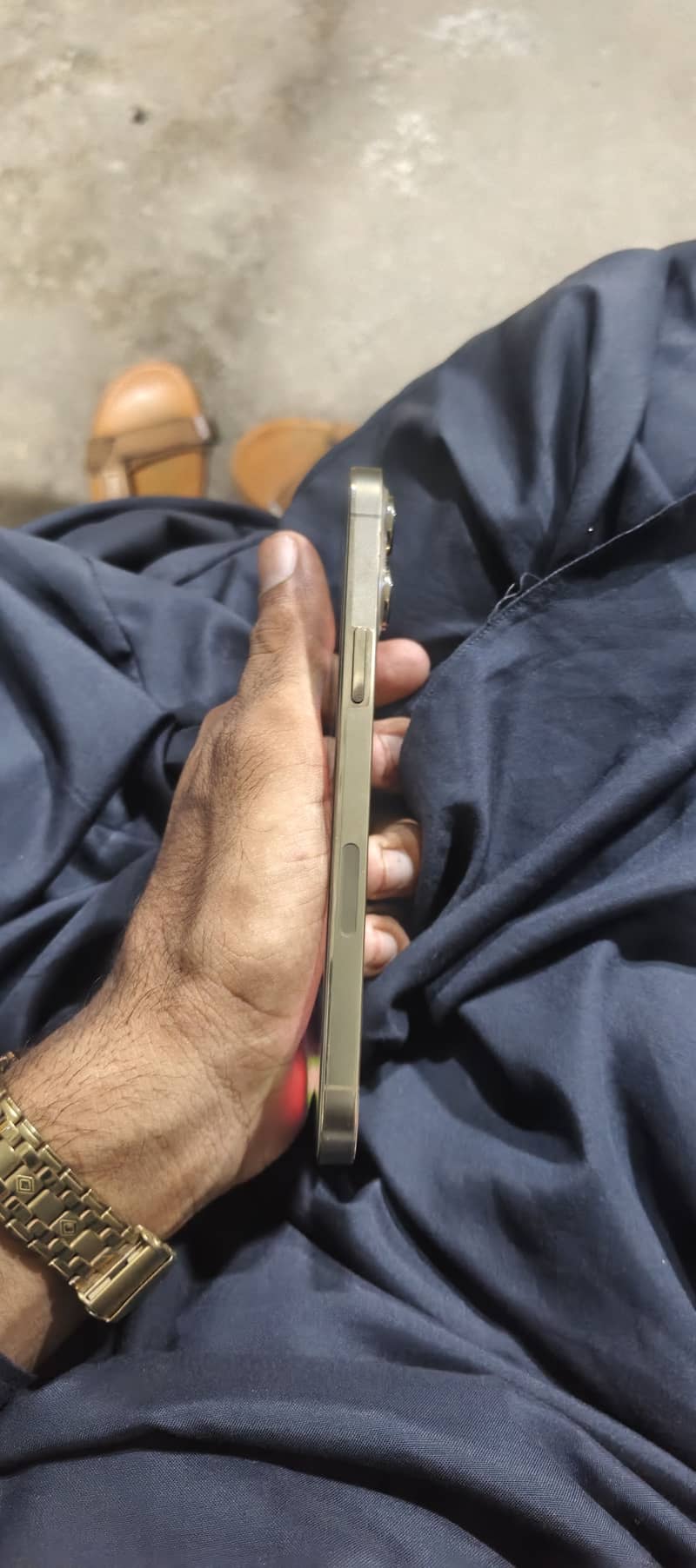 Apple iPhone 13 Pro Max 1