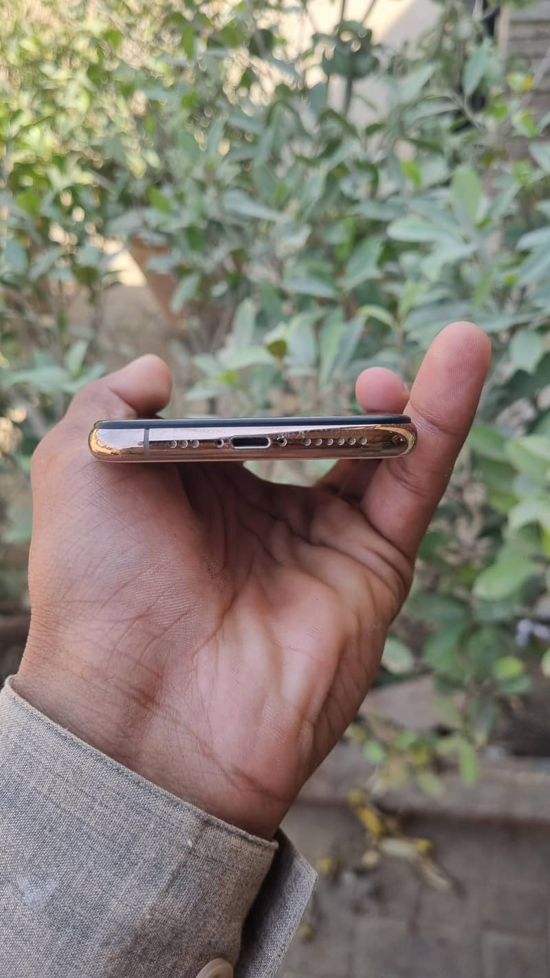 Apple iPhone 11 Pro 3