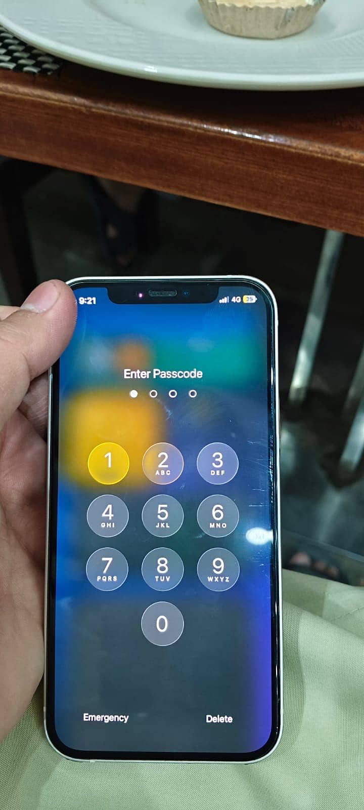 Apple iPhone 12 1