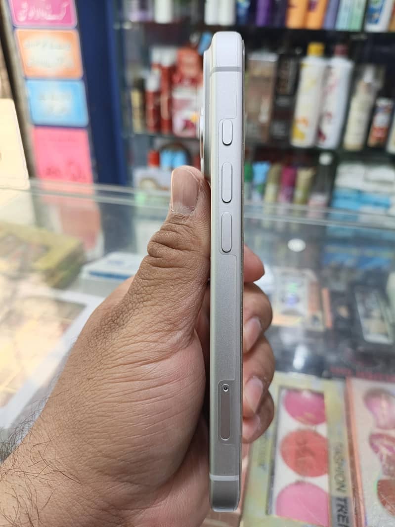 Apple iPhone 17 Pro 3