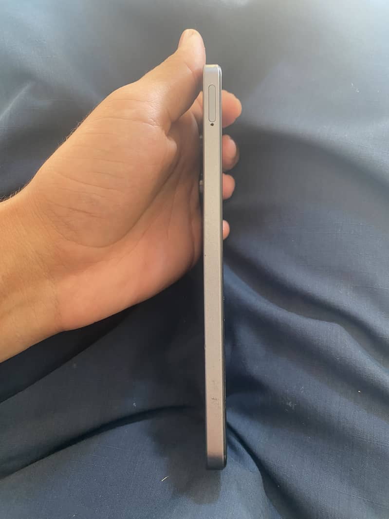 Realme Note 60x 2