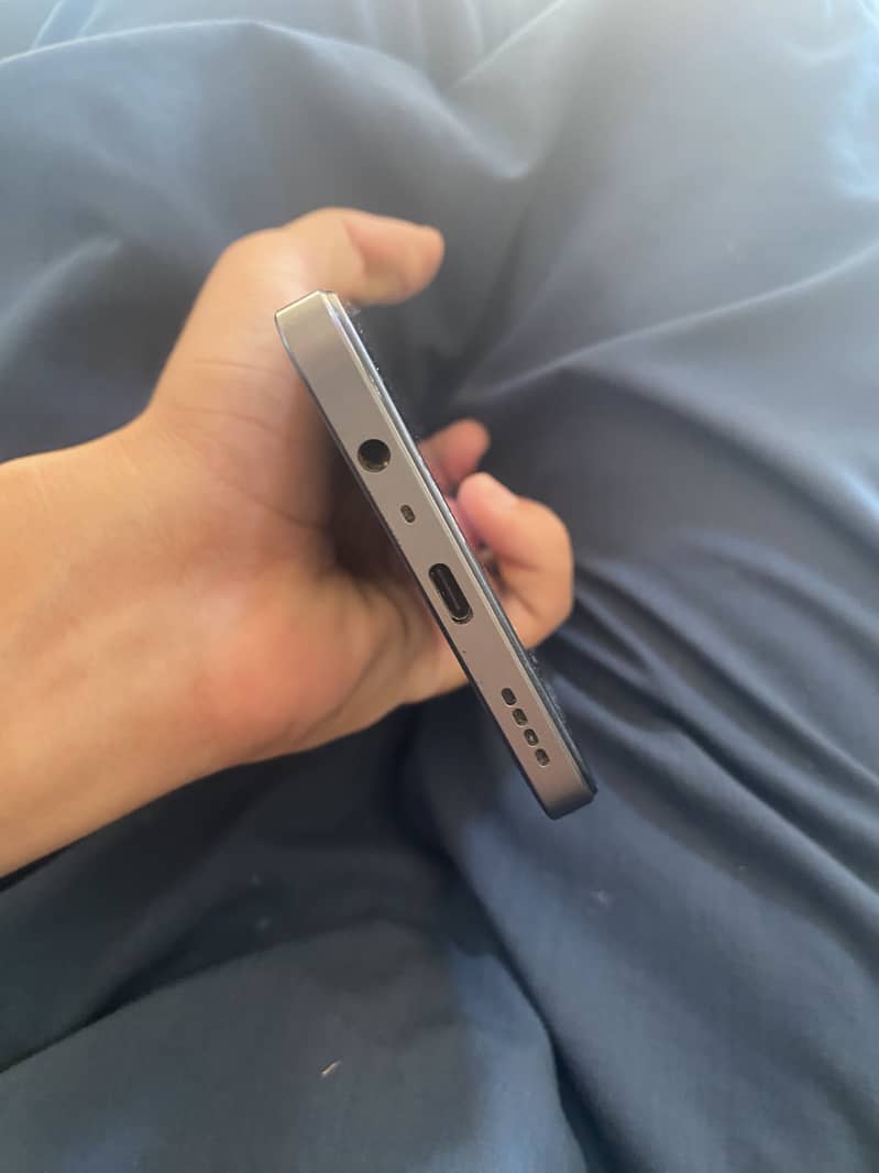 Realme Note 60x 4