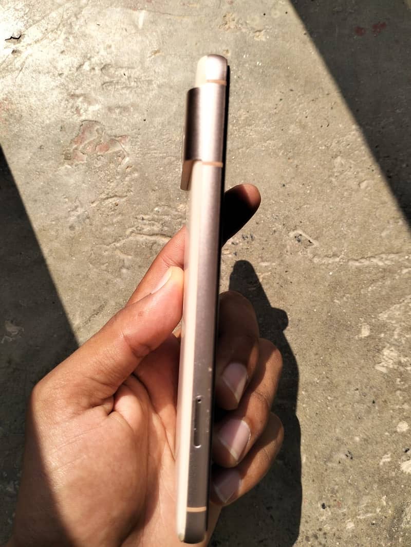 Google Pixel 8 1