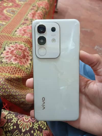 Vivo Y29