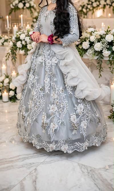 Ethnic frock ha heavily embroidered Just 1 time used