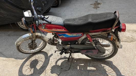 I'm selling my Honda CD 70 ( 2012)