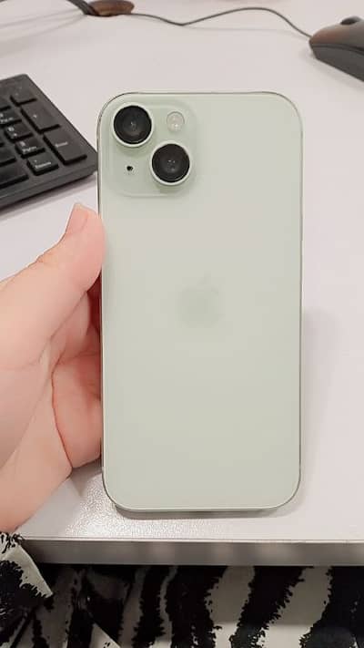 Apple iPhone 15 128GB – Green Colour JV non PTa / 85 battery