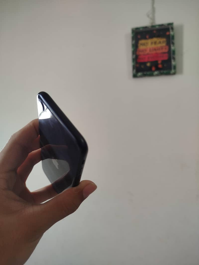 Apple iPhone SE 4