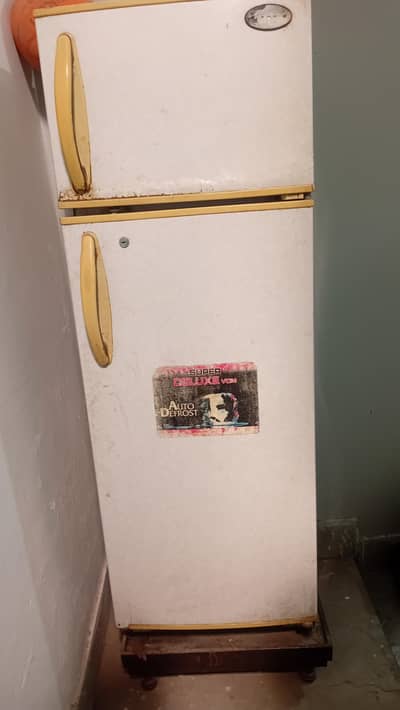fridge for sale good quality 10/10 condition