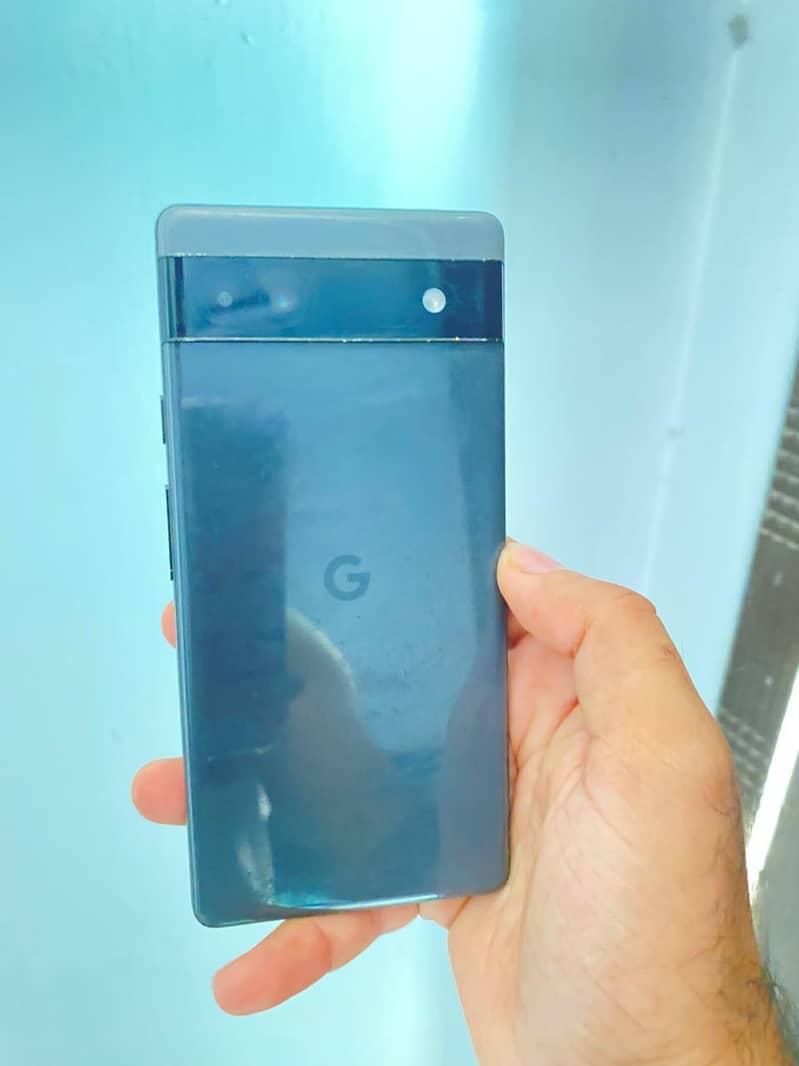 Google Pixel 6a 1