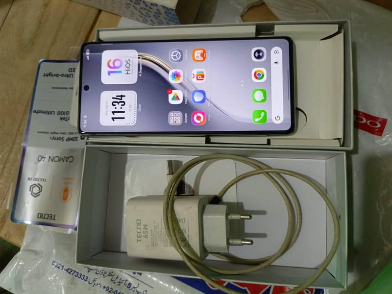 Tecno CAMON 40 0