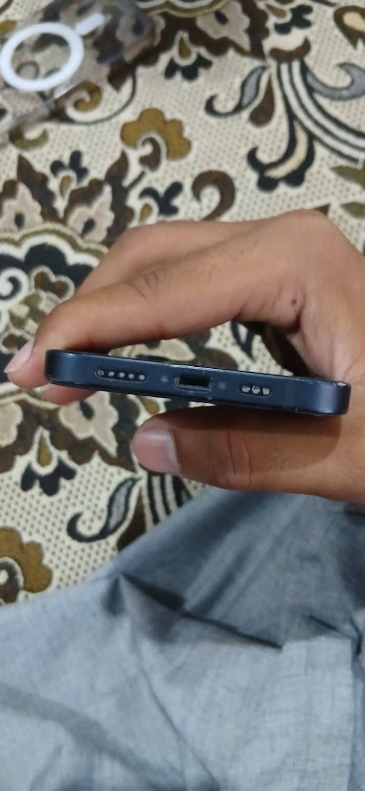 Apple iPhone 12 2