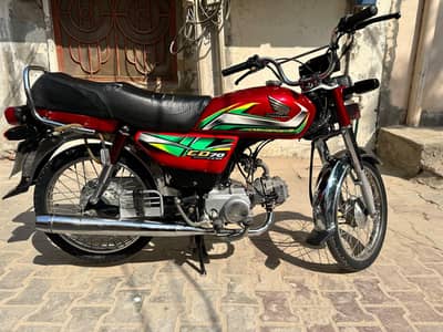 Honda CD70 Model 2022/ Beautiful Red Color Best