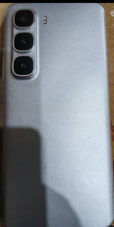 Infinix Hot 60 pro +  8/ 256 Gb