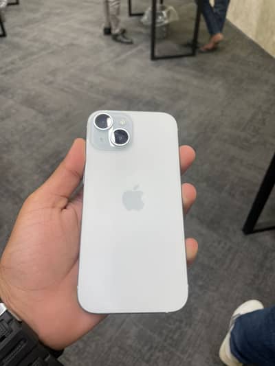 Apple iPhone 15