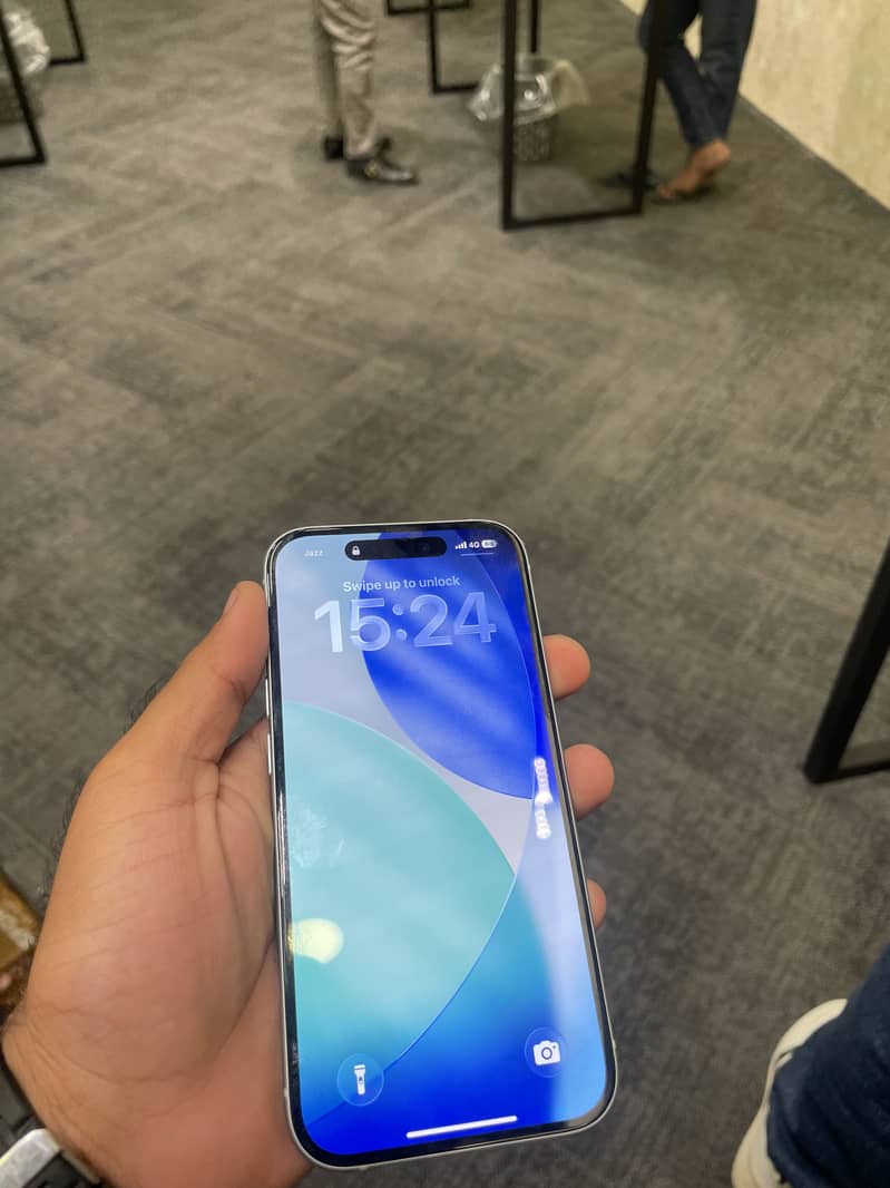 Apple iPhone 15 1