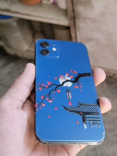 Apple iPhone 12