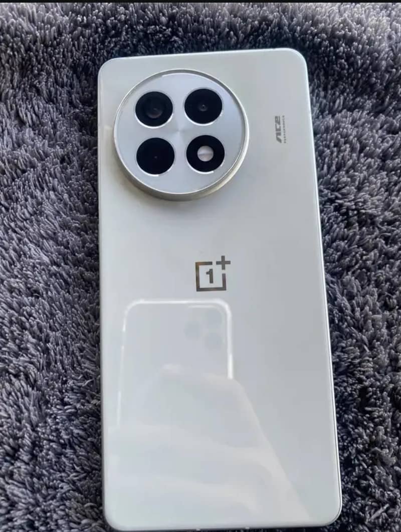 One Plus Ace 5/13R 1