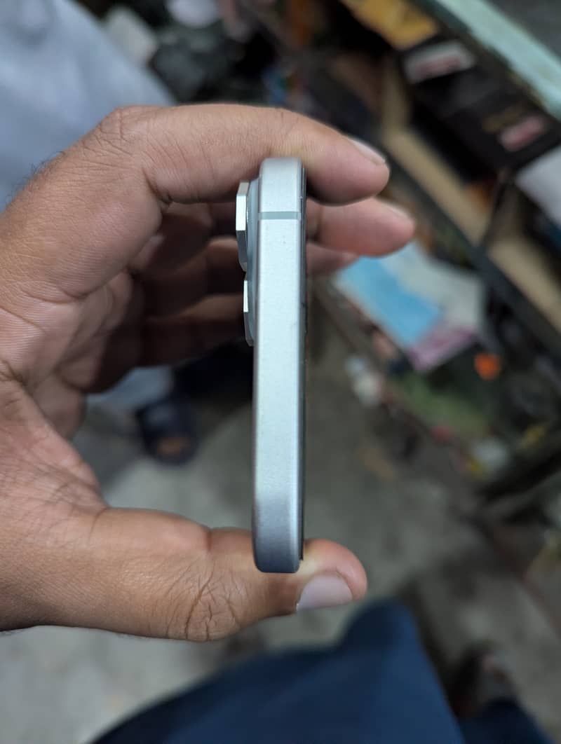 Iphone 15+ 2