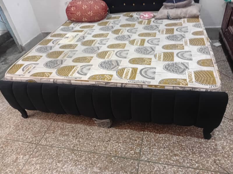 king size Bed 1