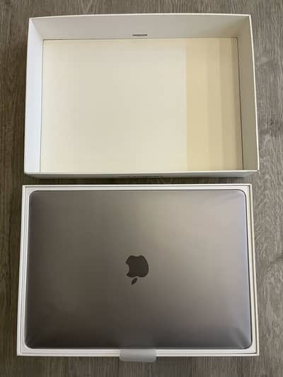 Apple MacBook Pro 2017 A1708 13 Inch Core i5 with Box