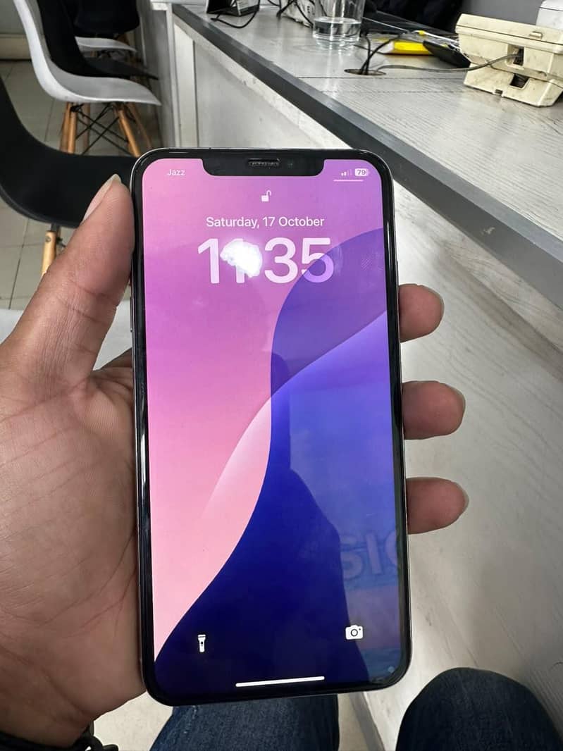 IPHONE XSMAX 3