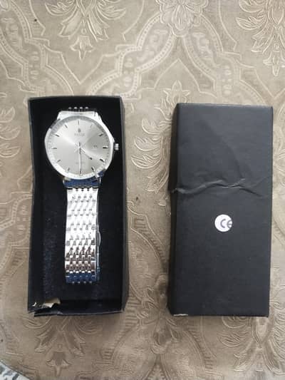Brand New RUIGE 9022 Business Quartz Watch for Men - With Box