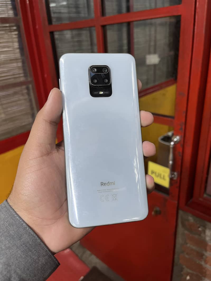 Xiaomi Redmi Note 9S 2