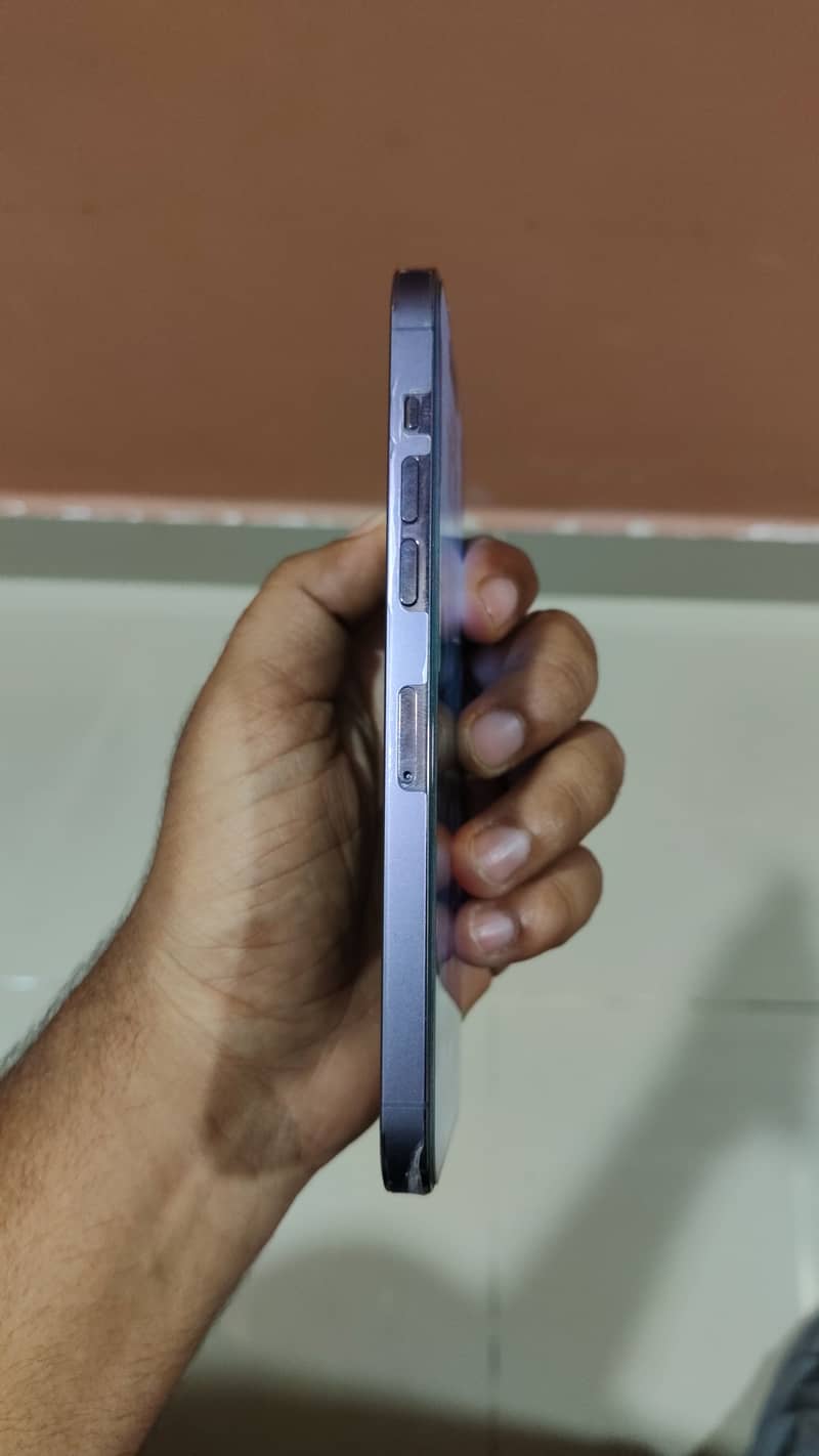 Apple iPhone 14 Pro Max 7