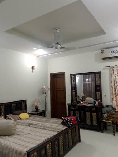 Prime Location 1462 Square Feet House In Allama Iqbal Town - Pak Block For Sale
