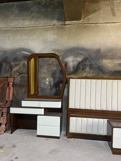 Bed Set with Wodden frame