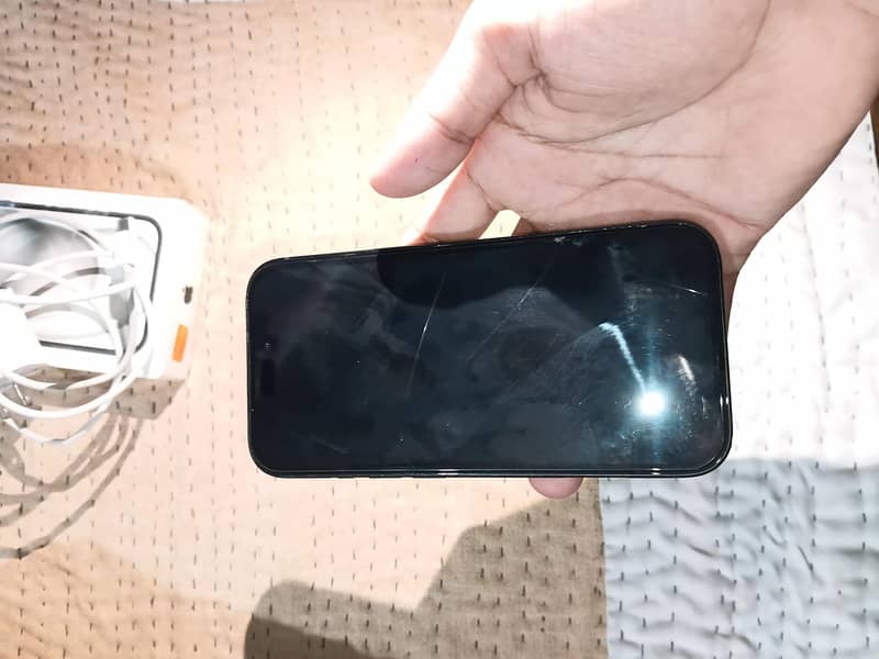 Apple iPhone 15 5