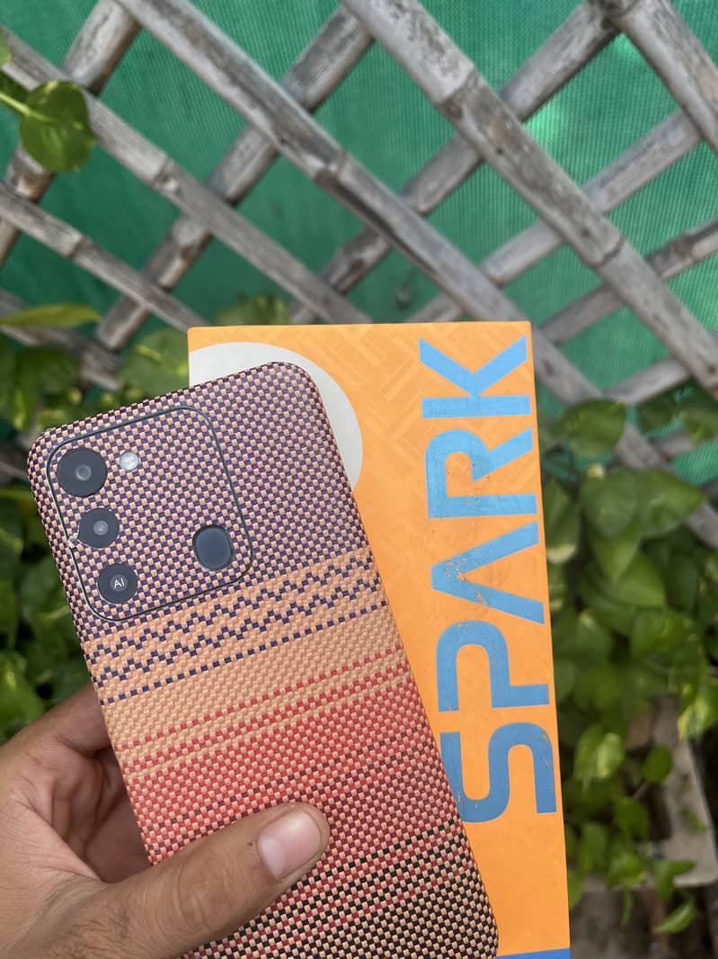 Tecno Spark 8C 1