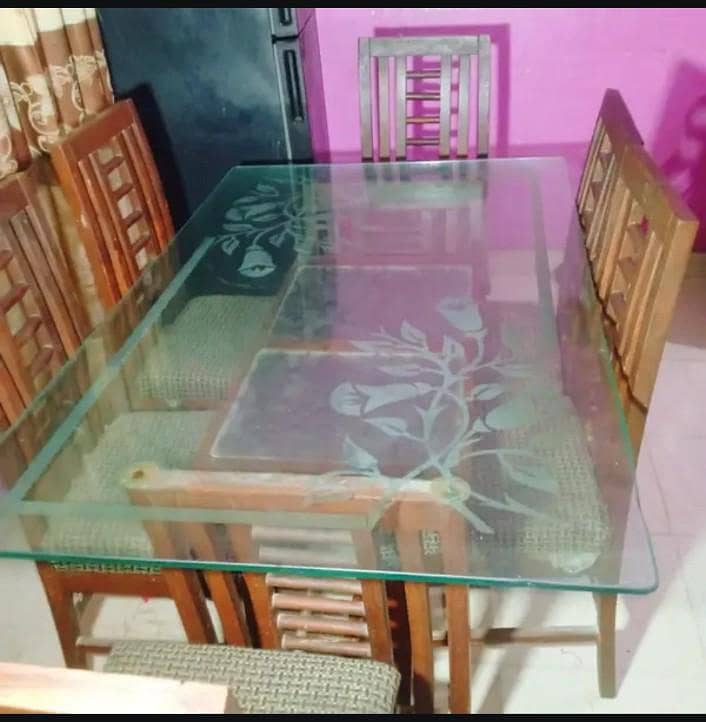 Dining Table 0